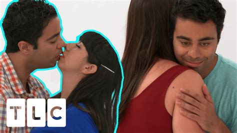 Man Tries Kissing For The Second Time After Failed First Attempt I