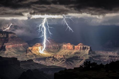 Grand Canyon Illuminated By Lightning Lightning Photos Grand Canyon