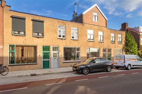 Het centrum is 2 maanden per jaar leuk als het weer een beetje meezit. Huis te koop: Nieuwstraat 13 2266 AA Leidschendam funda