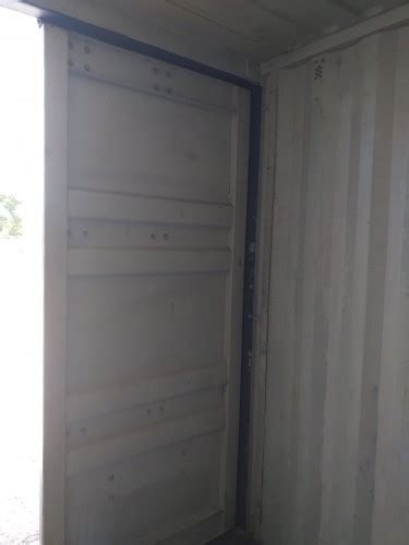 40ft Shipping Container 9ft For Sale In Kingston Kingston St Andrew Tools