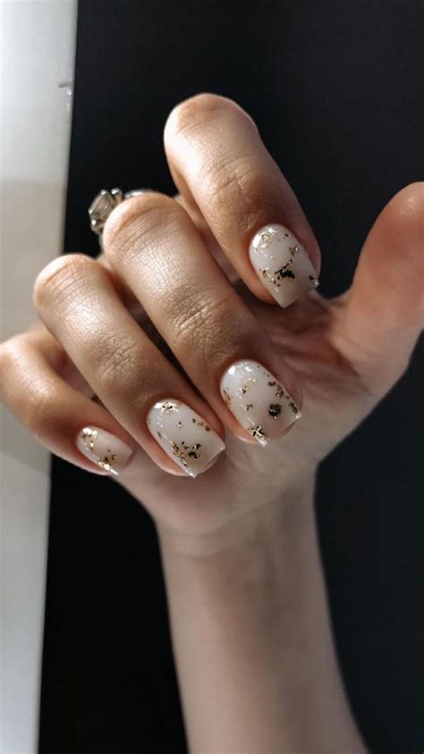Short square acrylic nails design to rock your Fall days 2021