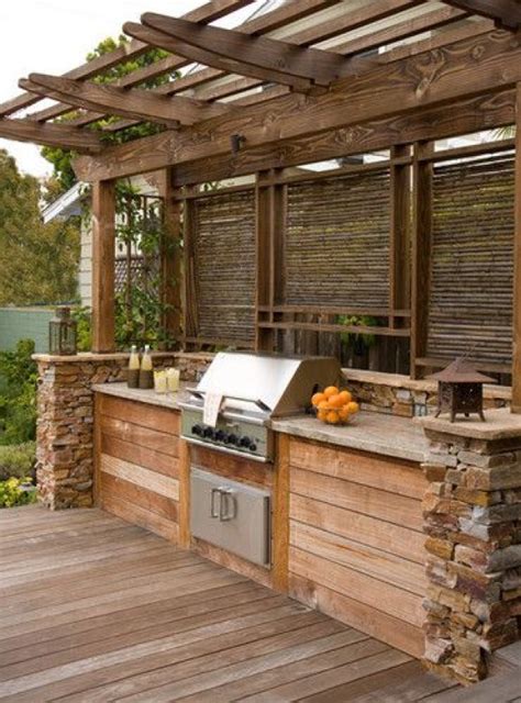 Sometimes it's good to get back to basics. Amazing Outdoor Kitchen Ideas For Enjoyable Cooking Time