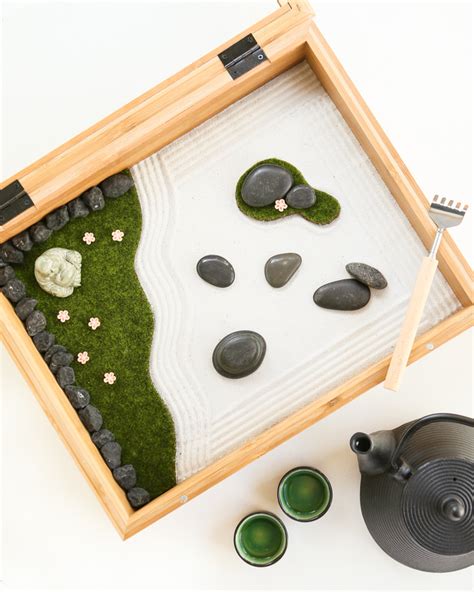 These elements are what you need to build your zen garden. Make Your Own - DIY Mini Zen Gardens • The Garden Glove