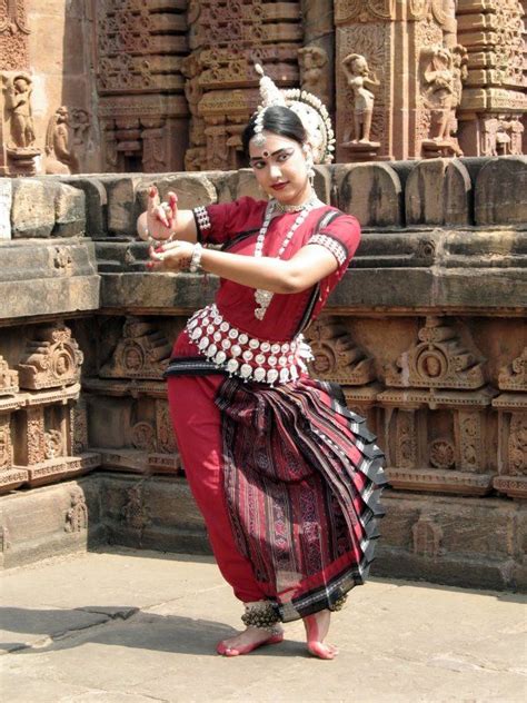 7 Traditional Dance Forms Unique To India Indian Classical Dance