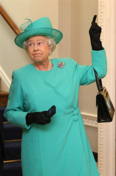 Queen Elizabeth Iis Funniest Pictures To Help Celebrate Her Momentous Milestone Huffpost Uk