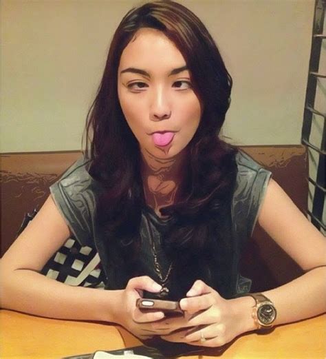 Cantik bak barbie, cewek ini berpose nyeleneh dengan memamerkan giginya. Cerita Di Wattpad Yang Lucu - Sportschuhe Herren Store