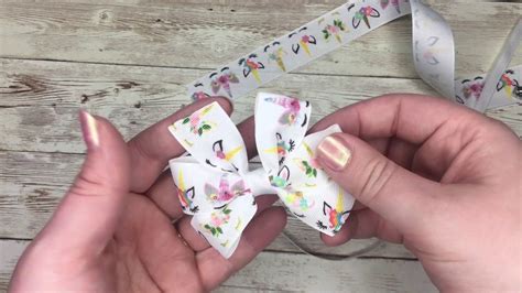 Hair bows and clips are currently the hottest trend, but purchasing these accessories is extremely costly. Ribbon Pinwheel Bow Tutorial - Free hand - DiY - Make your ...