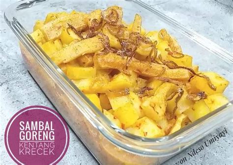 Masukkan krecek dan tahu pong, masak. Resep 110. SAMBAL GORENG KENTANG & KRECEK oleh Pawone ...