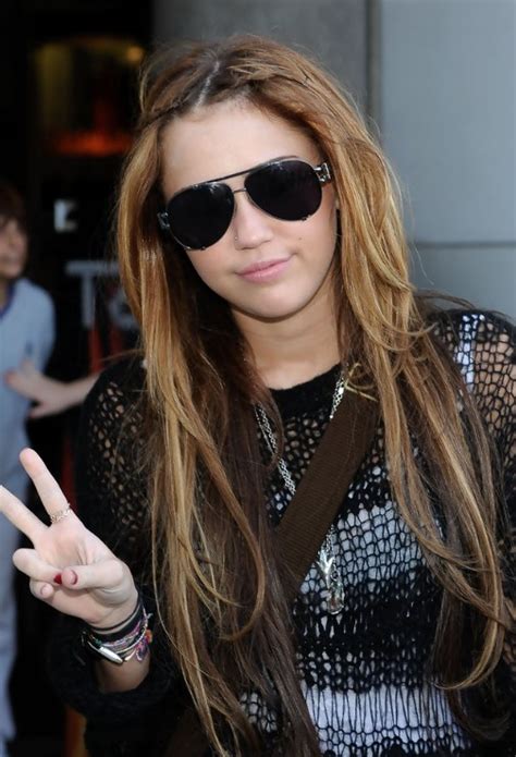 Miley Cyrus Long Hair With Braids Hairstyles Weekly