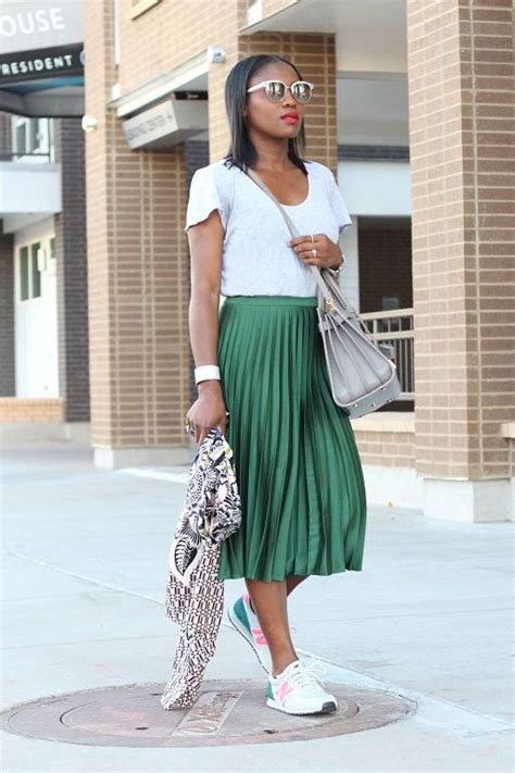 Skirt And Sneakers Outfit Casual Wear Outfit With Pleated Skirts