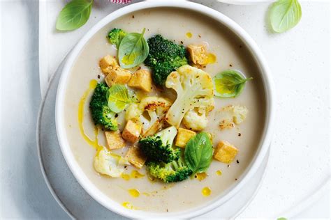 Quick Cauliflower And Broccoli Soup Recipe