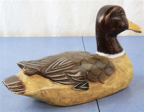 Vintage Duck Decoy Carved Wooden Bird Gray Waterfowl Statue Wood
