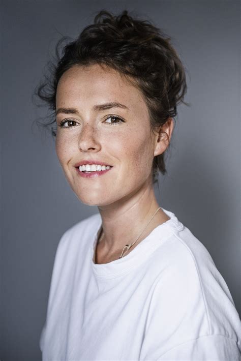 Olga frycz leci z córką na bali. Olga Frycz