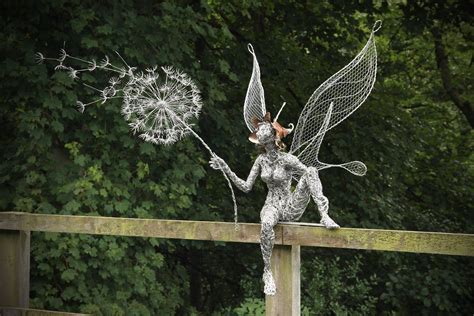 Robin Wight Fantasy Wire Fairies Sculptures Tuttart Pittura