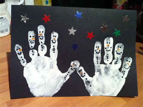Snowman Handprint Christmas Cards ⛄