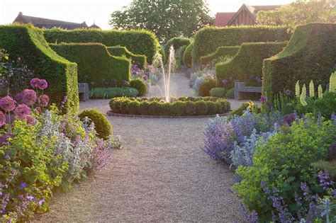 Gardens To Visit Arundel Castle The English Garden