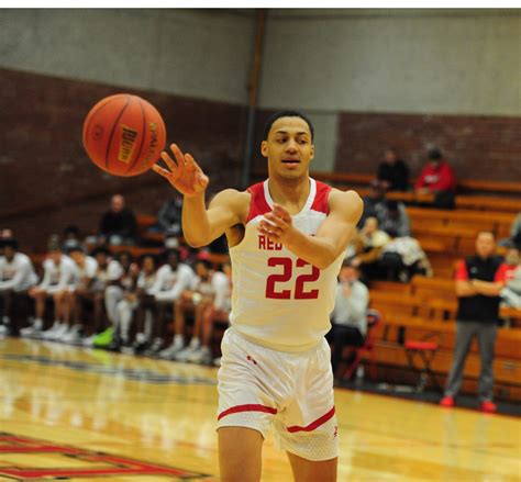 Allen’s Thompson embracing increased role - The Iola Register