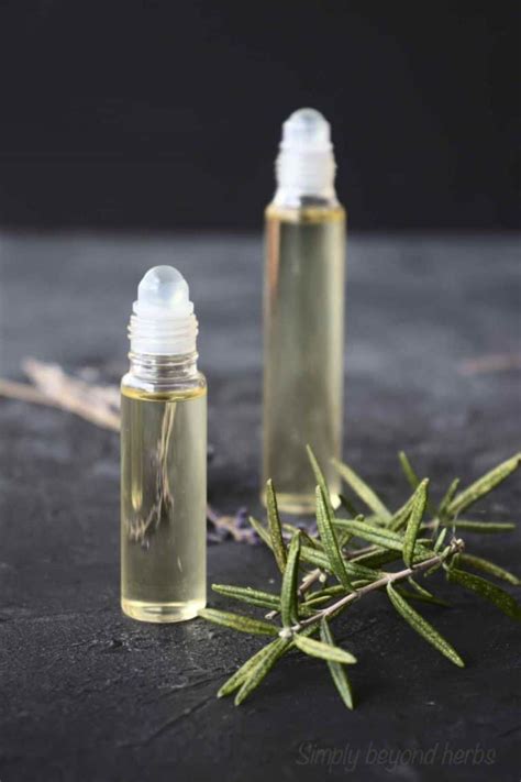 Simple Diy Cuticle Oil Recipe To Strengthen Nails And Dry Cuticles