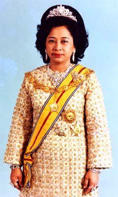 The state of johor observes hari hol almarhum sultan iskandar as a public holiday to commemorate the. Pancapersada: Hari Hol