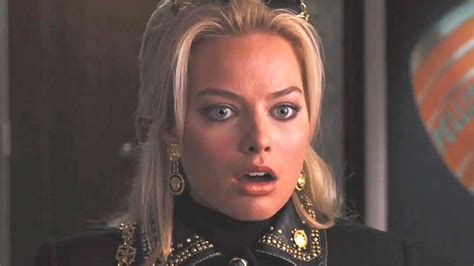 Margot Robbie In Wolf Of Wall Stage