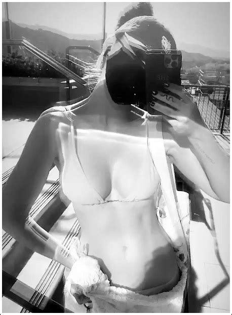 Popoholic Blog Archive Dove Cameron Selfies Her Ginormous Bosom And