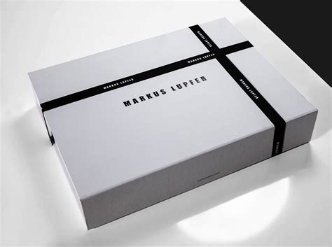 Fine craftsmanship and superb finishing that reflect the luxury and prestige of the products. Clamshell E-Commerce Luxury Retail Box Range > Progress ...