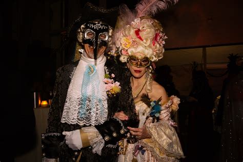 Seattle Goes All Out For The Venetian Masquerade Ball Seattle Refined