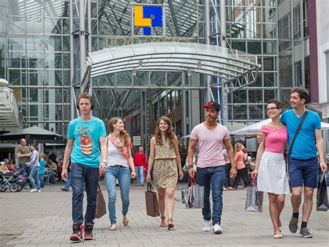 Mit der sonderregelung zu den verkaufsoffenen sonntagen ist keine pflicht zur öffnung der verkaufsstellen verbunden. Diesen Sonntag kann Bremen einkaufen gehen