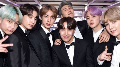 It isn't your typical grammy awards show packed with an audience full of celebrities. BTS, Harry Styles, Doja Cat, Taylor Swift and many more will be performing at the 2021 Grammys ...