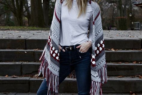 The two of wands features a man in a castle. Fireside Wrap — Two of Wands | Vogue knitting live ...