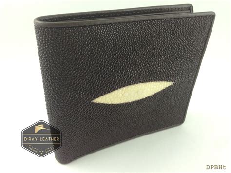 A Stingray Wallet For Men Classic Diamond By Drayleather These