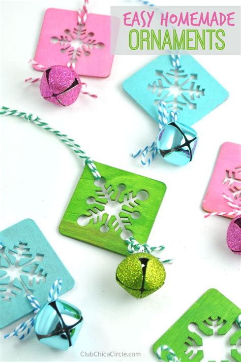 Easy Homemade Painted Snowflake Ornaments By Club Chica Circle Diy