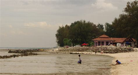 It is located about 19 kilometers from the kuala selangor town centre. Welcome to my pleasuredome: Pantai Remis - Kuala Selangor