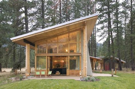 To rent · all locations · all sizes · all prices A cabin set on the edge of a meadow in the mountains of ...