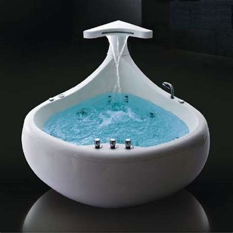 The models we've chosen as contenders for the best whirlpool tubs Luxury Whirlpool Tub: Thalassor Baleina