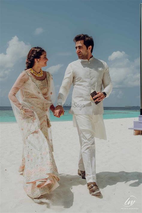 This Decorator Tied The Knot In The Maldives We Haven T Seen Anything