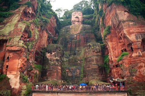 The Amazing World The Leshan Giant Buddha Shizhong Leshan Sichuan