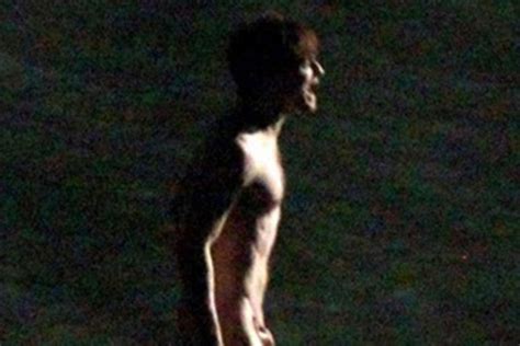 Daniel Radcliffe V Llig Nackt Im Meer Hinter Den Kulissen Fit Naked Guys