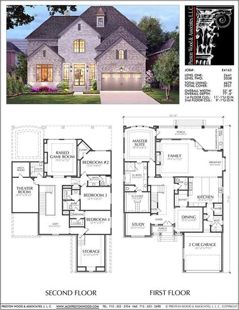 This Two Story House Plan Has 4679 Square Ft Of Living Space This Two
