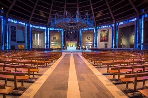 Metropolitan cathedral of christ the king. Inside Liverpool Metropolitan Cathedral | Flickr - Photo ...