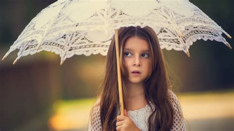 1920x1080 Little Girl With Umbrella Laptop Full Hd 1080p Hd 4k