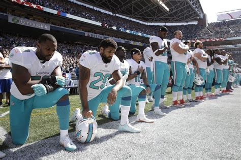 Kneeling Nfl Players Will Help Republicans In November The Washington Post