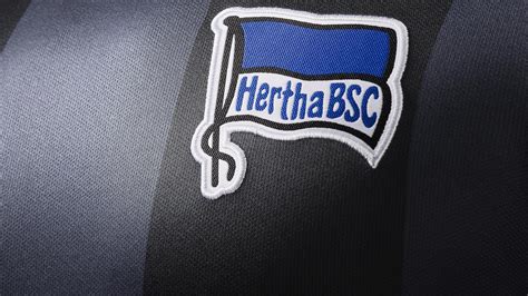 Abstrakten hertha bsc wallpaper in regenbogen farben und mit logo. Hertha BSC Wallpapers - Wallpaper Cave