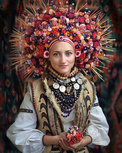 Beautiful Portraits Of Modern Women Giving New Meaning To Traditional Ukrainian Crowns