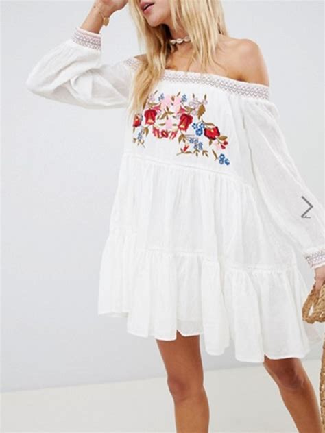 White Floral Embroidery Off Shoulder Backless Pleated Vintage Mexican