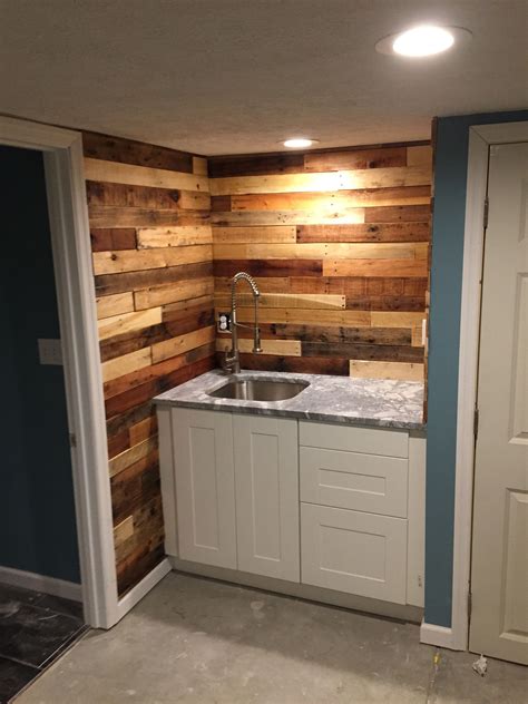 Reclaimed Wood Back Splash Kitchen Design Trends Wood Pallet Wall