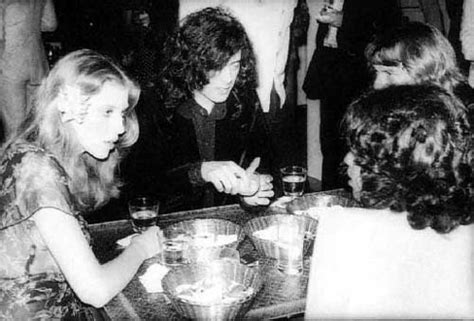 Bebe Buell And Jimmy Page 1974 Jimmy Page Bebe Buell Led Zeppelin