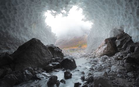 Download Wallpaper 3840x2400 Cave Stones Ice Stream Frozen 4k Ultra
