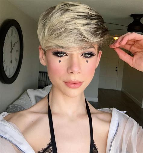 Jake Warden в Instagram Living My Fantasy 🖤⚡️ Womanless Beauty