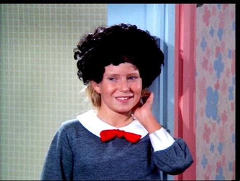 Jan And Her Wig The Brady Bunch Image 10951000 Fanpop